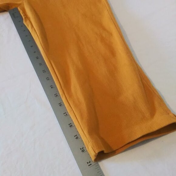 Women with Control women's size LP mustard yellow capri pants - Picture 9 of 13